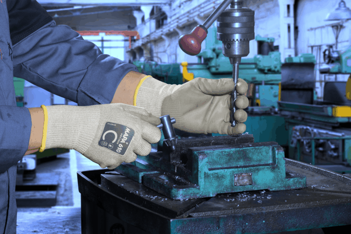 EPI : Vers une protection des mains plus durable, l’enjeu de l’éco-conception des EPI industriels